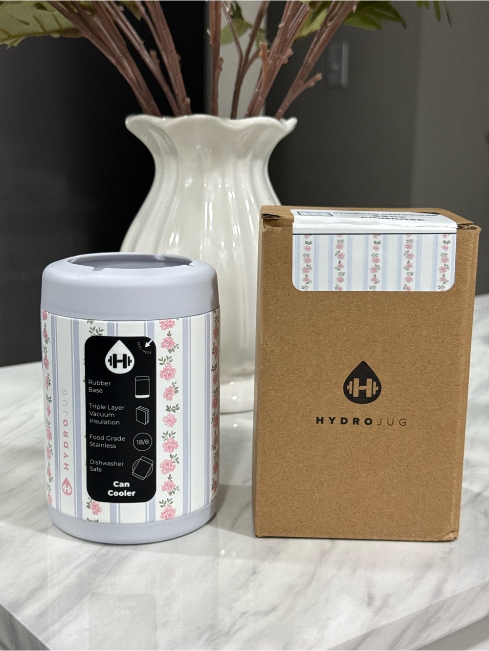 HydroJug Floral Can Cooler - White with Pink Roses